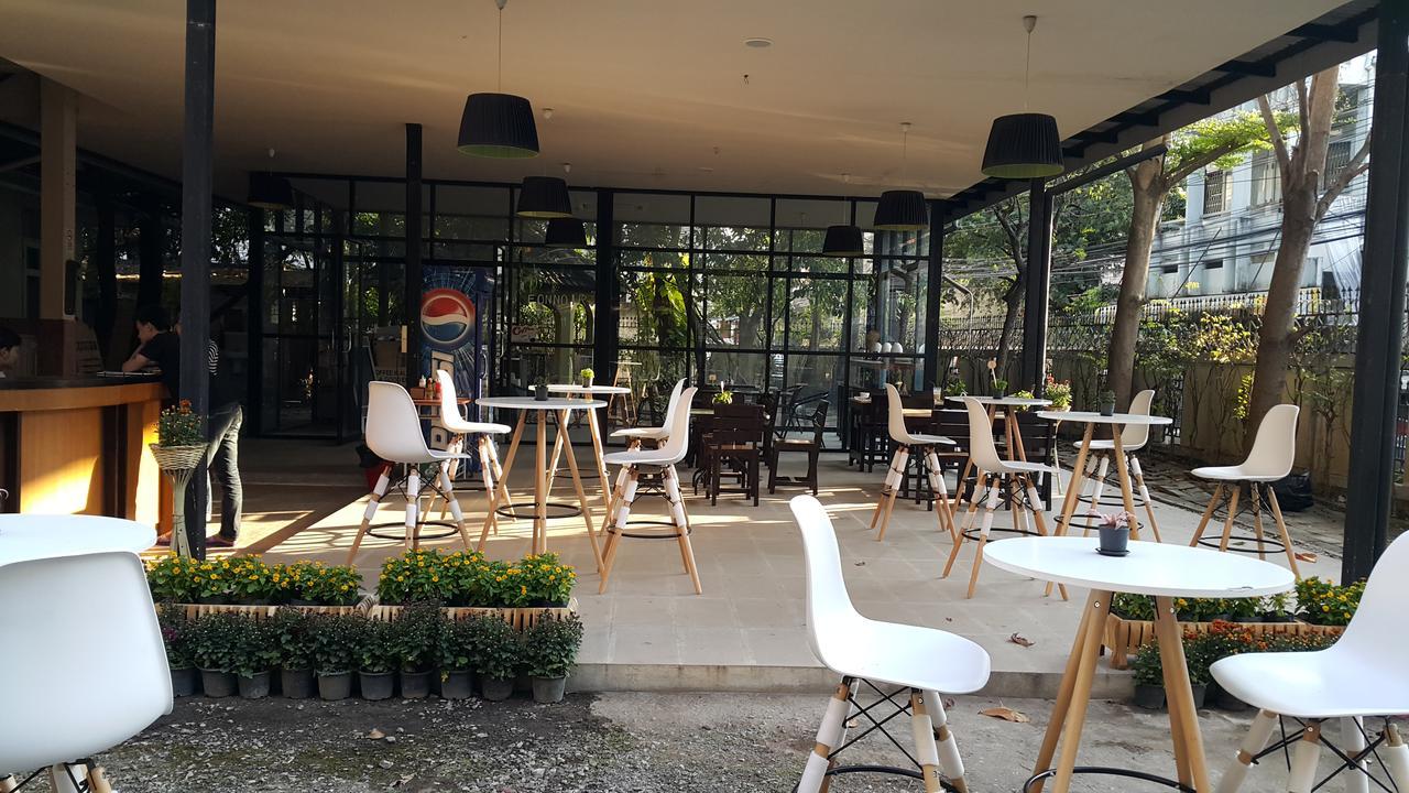 Coc Guest House & Hostel Chiang Mai Zewnętrze zdjęcie