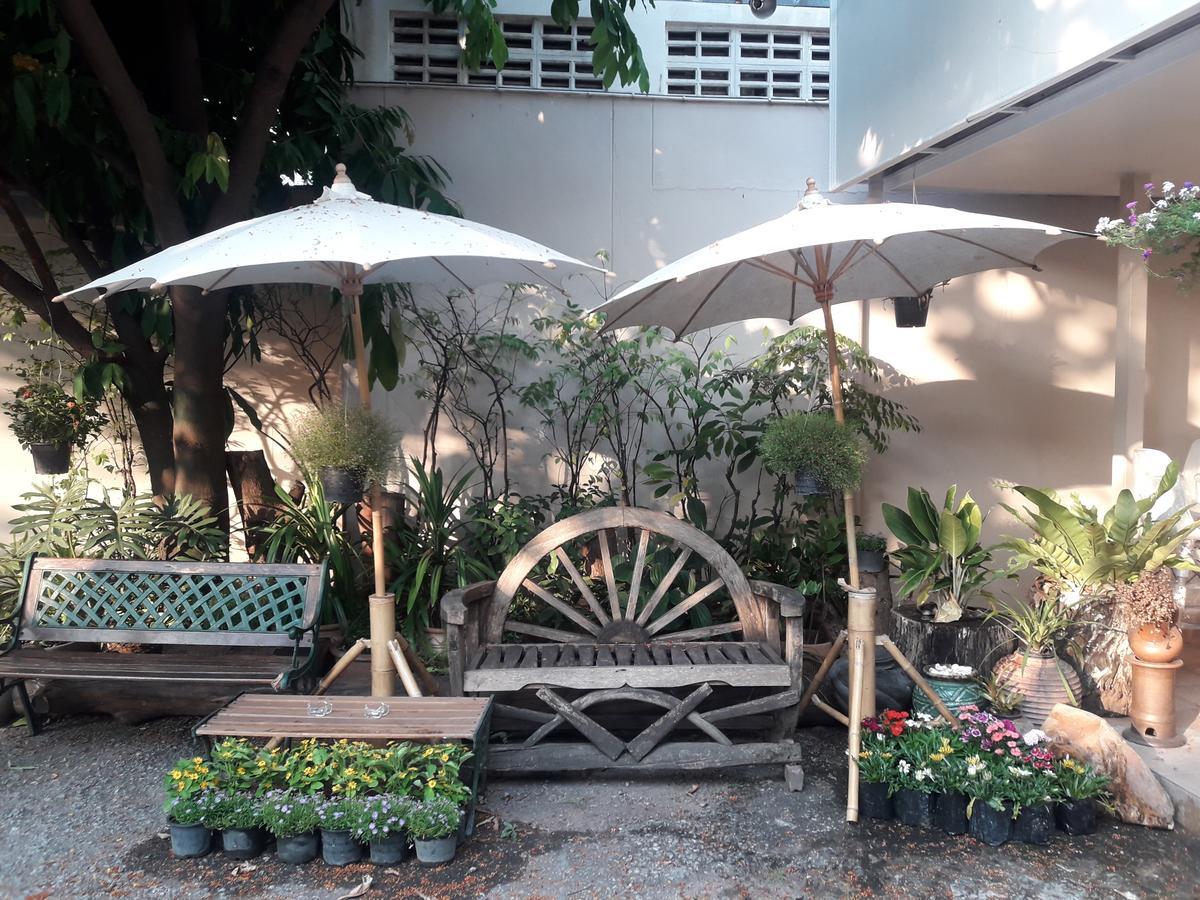 Coc Guest House & Hostel Chiang Mai Zewnętrze zdjęcie