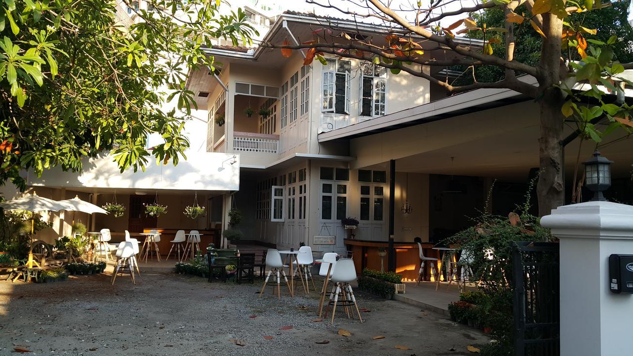 Coc Guest House & Hostel Chiang Mai Zewnętrze zdjęcie