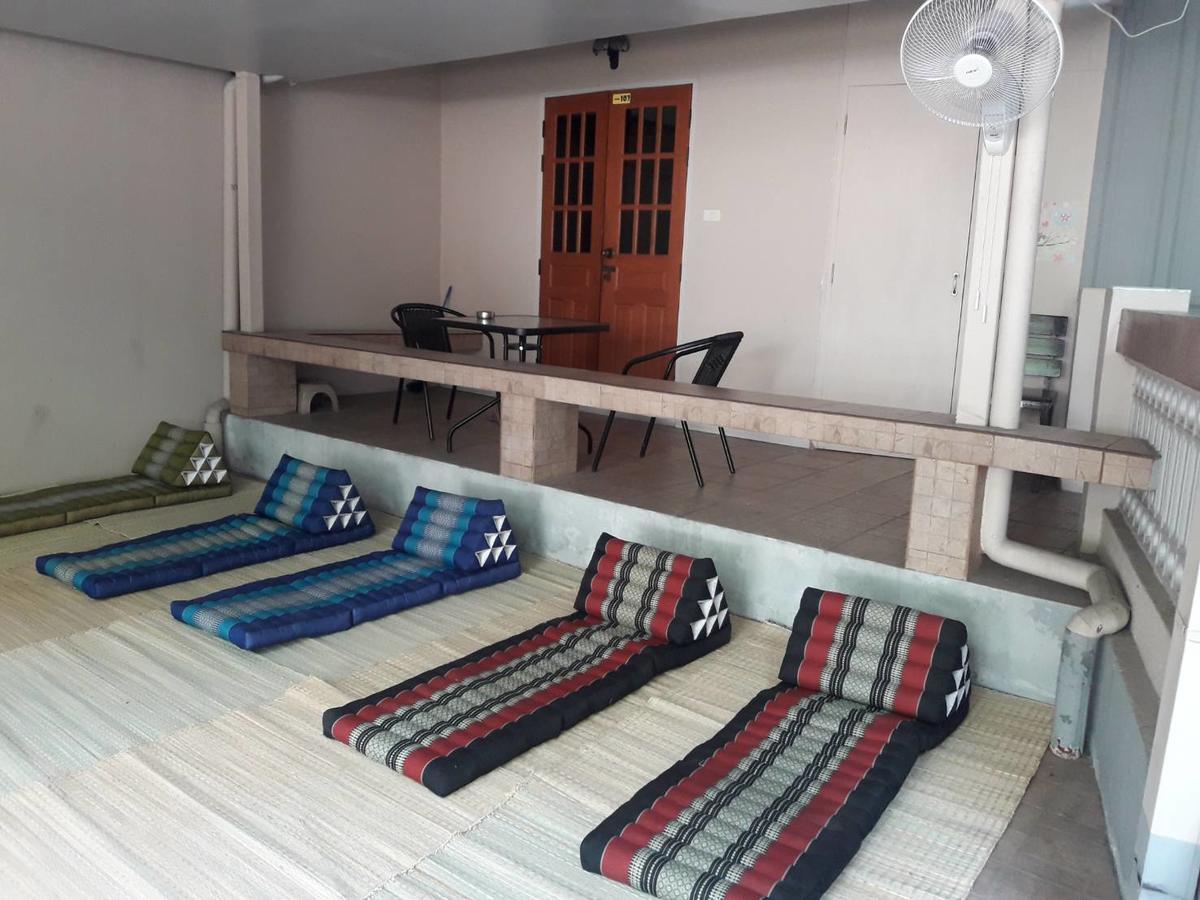 Coc Guest House & Hostel Chiang Mai Zewnętrze zdjęcie