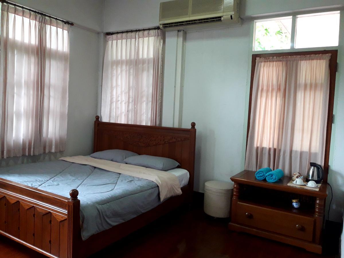 Coc Guest House & Hostel Chiang Mai Zewnętrze zdjęcie